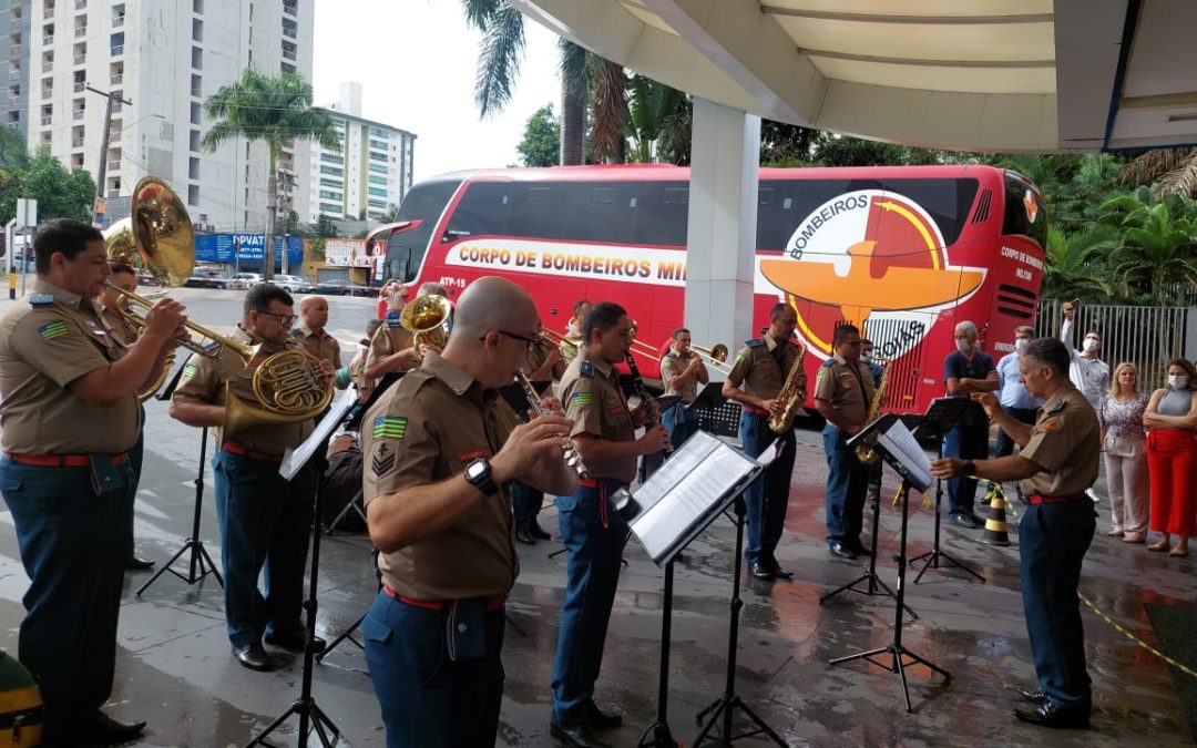 Banda do Corpo de Bombeiros Militar de Goiás realiza Cantata de Natal no Hugo